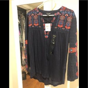 Navy blue, 3/4 sleeve tunic with embroidery